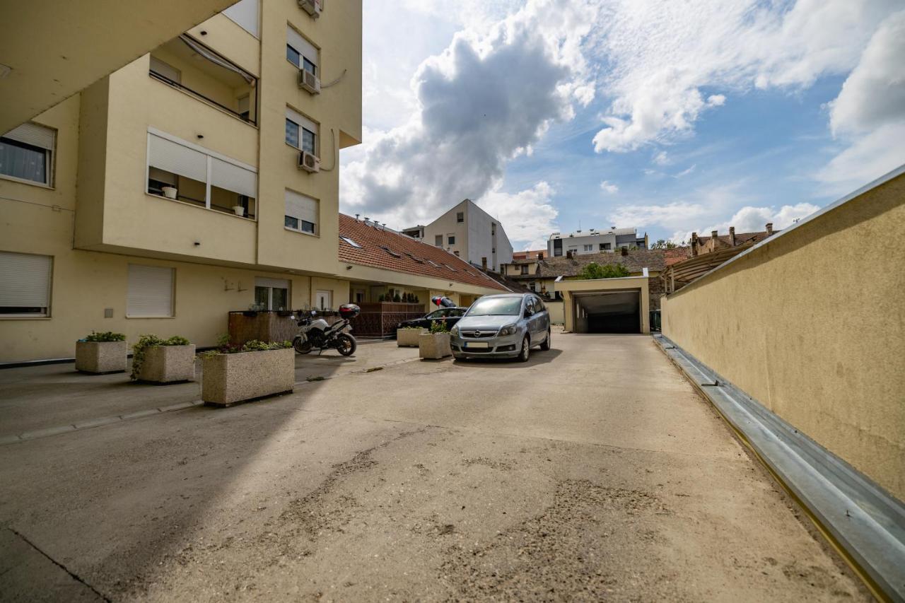 Bianca Apartment ノヴィ・サド エクステリア 写真